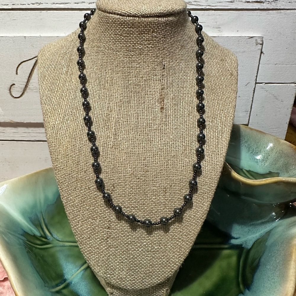 VTG Genuine Hematite Handcrafted Necklace Barrel Clasp 18”